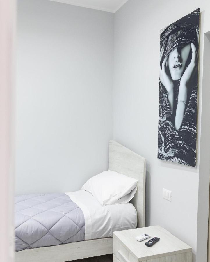 B&B Chiaro Di Luna Barletta Exterior photo