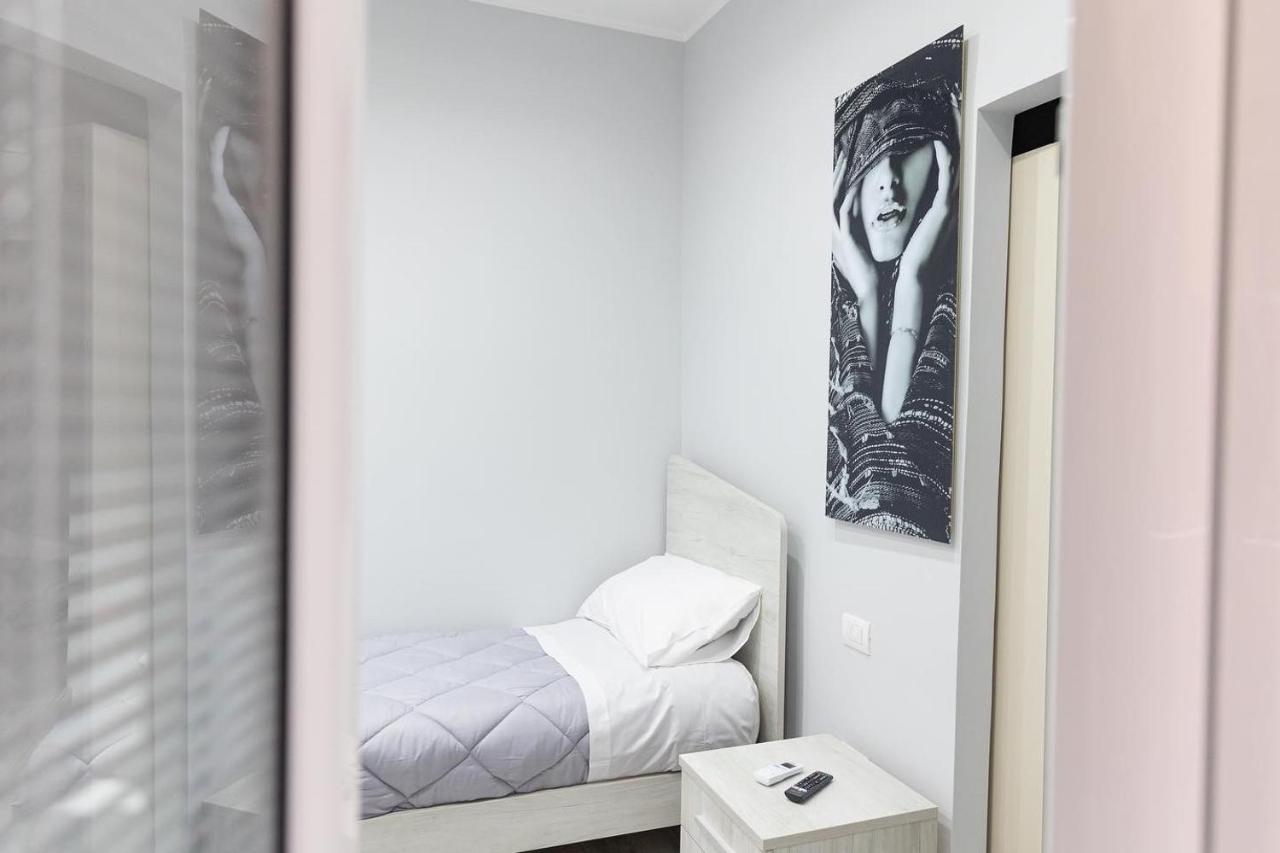 B&B Chiaro Di Luna Barletta Exterior photo
